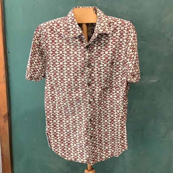 Men’s small vintage short sleeve button up pattern - Picture 2 of 4